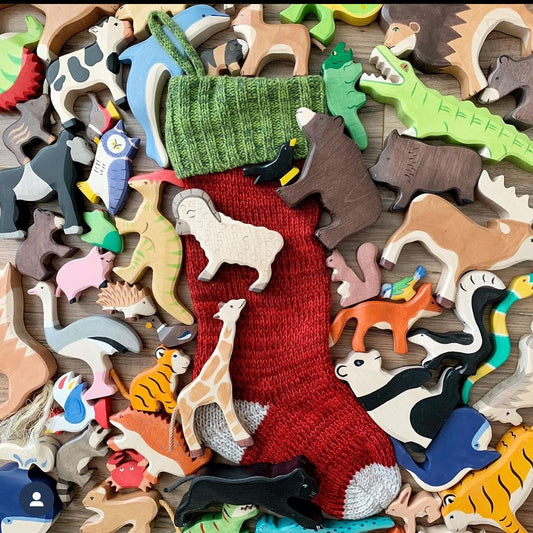 Holztiger Panda bear, sitting