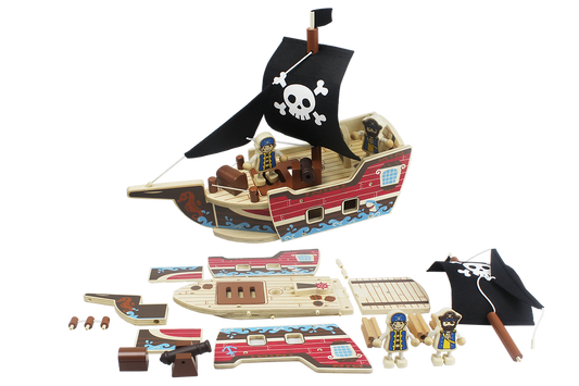 UDEAS - QPack - Pirate ship-felix & mina