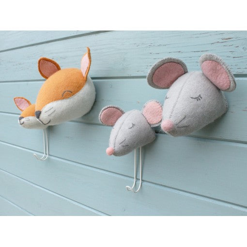 Fiona Walker Sleepy Mouse Hook-felix & mina